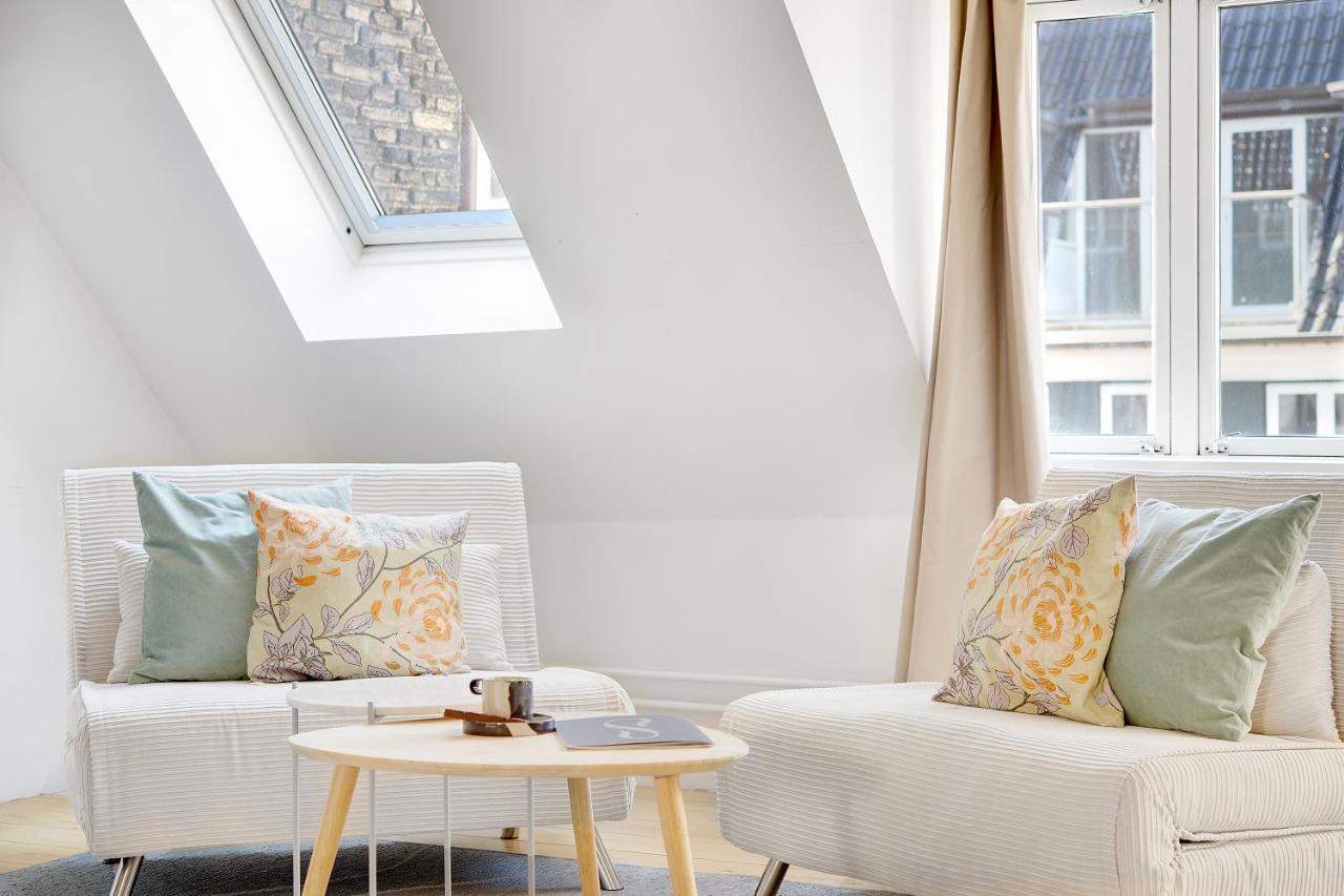 Sanders Main - Endearing Two-Bedroom Duplex Apartment With A Balcony Next To Magical Nyhavn Kopenhagen Exterior foto