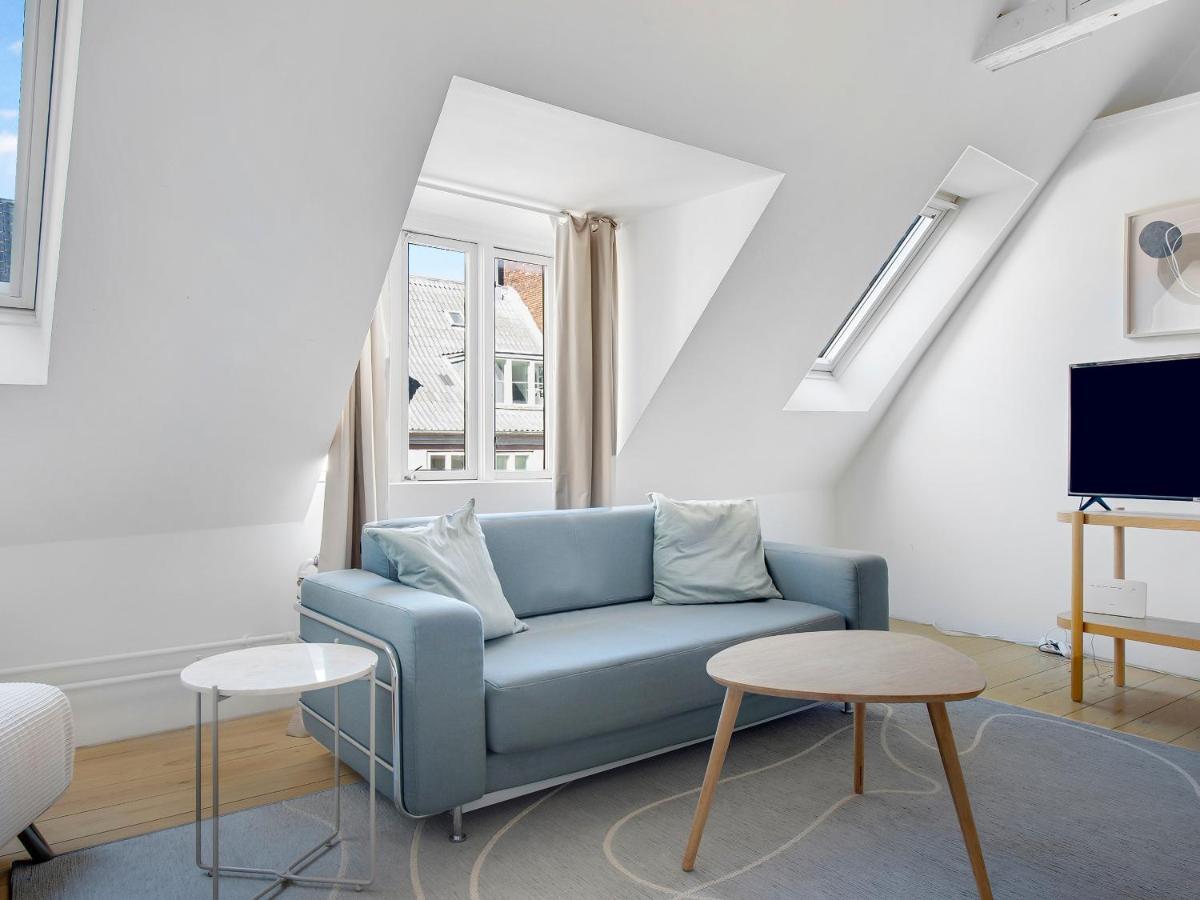 Sanders Main - Endearing Two-Bedroom Duplex Apartment With A Balcony Next To Magical Nyhavn Kopenhagen Exterior foto